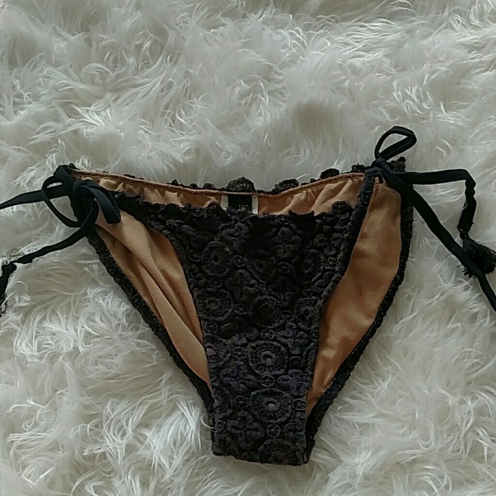 Laundry by Shelli Segal Lace Bathing Suit bottom